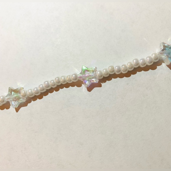 🌟Iridescent Star Charm Beaded Choker🌟 - Picture 2 of 5